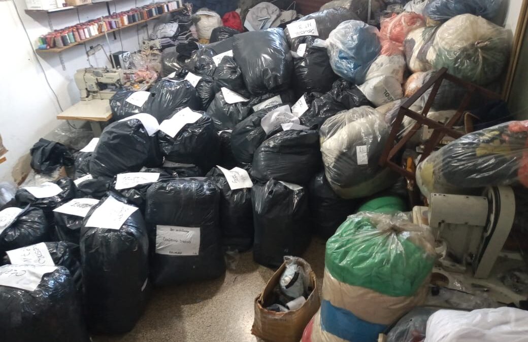 Desarticularon talleres textiles clandestinos en CABA y liberaron a 28 víctimas de trata