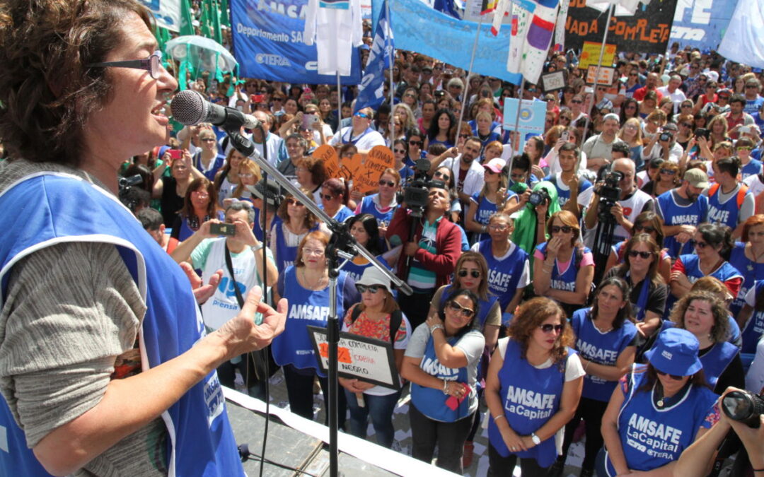 Santa Fe: Los docentes evalúan la propuesta pero anticiparon que la consideran insuficiente