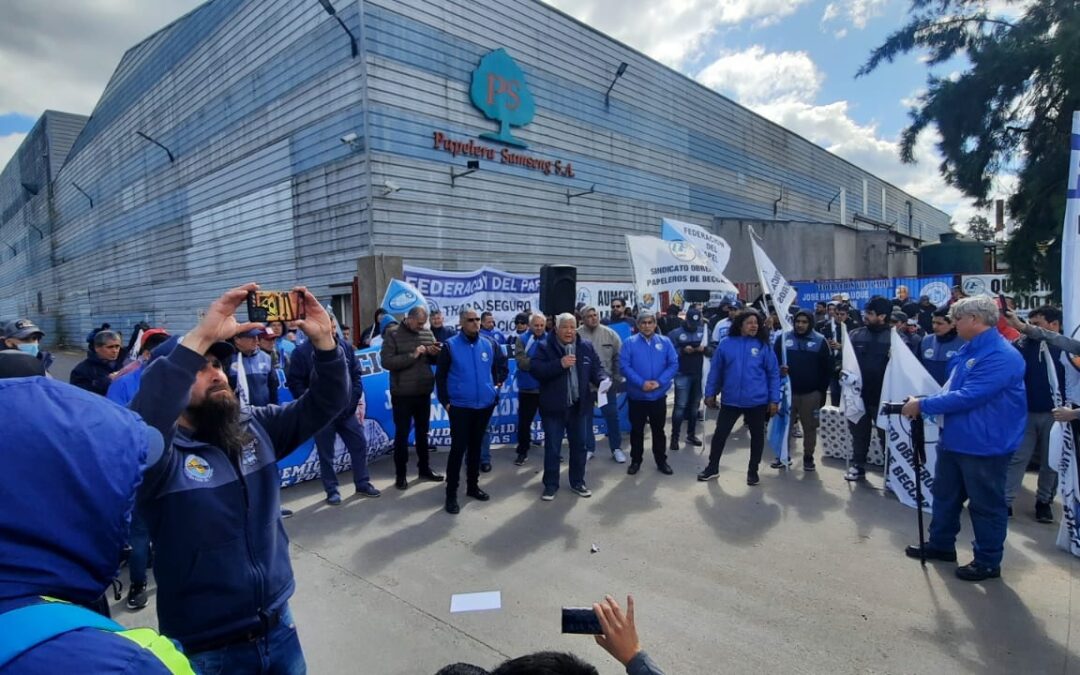 Papeleros reclama la reapertura de las paritarias con presencia en fábricas