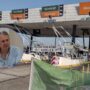 AUBASA: Se reanudó el cobro de peaje pero el conflicto no cesa