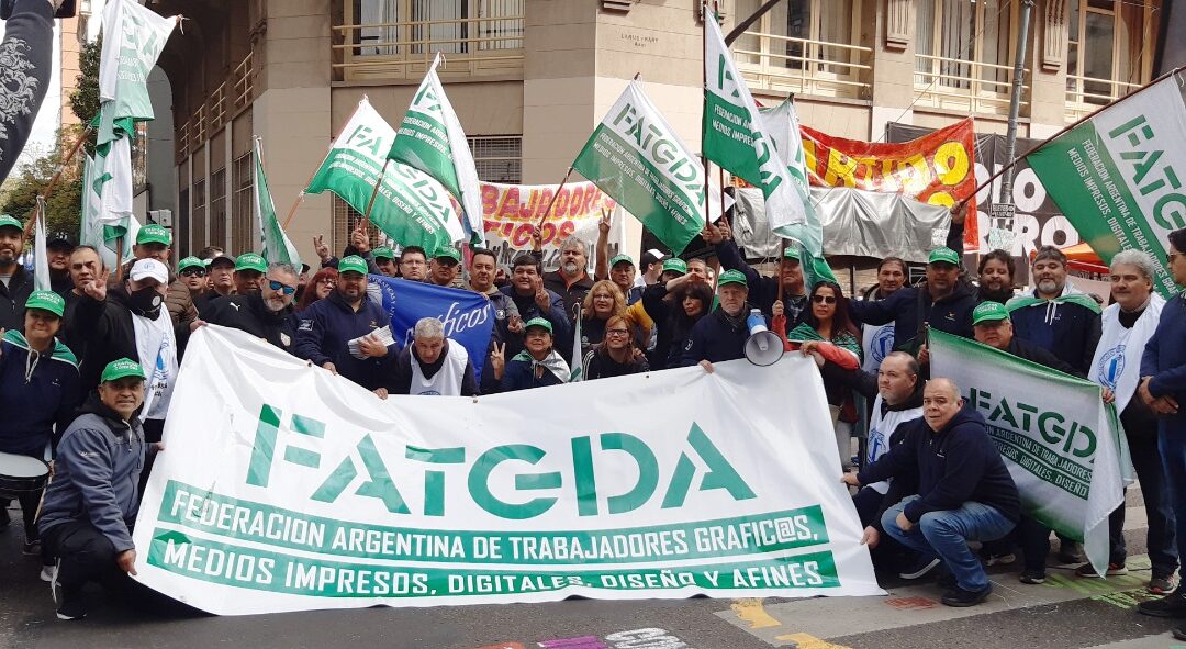 Sindicatos gráficos del interior, nucleados en la FATGDA, se movilizaron en Buenos Aires y reclamaron que se resuelva su situación institucional