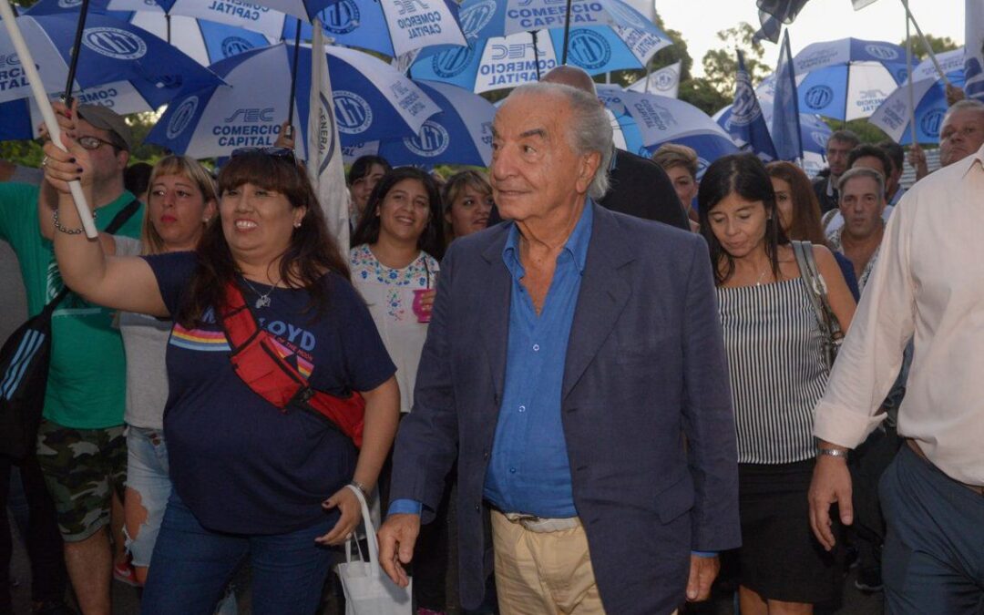Cavalieri pidió «concertación social y política» y por la «unidad nacional» en el día de los mercantiles