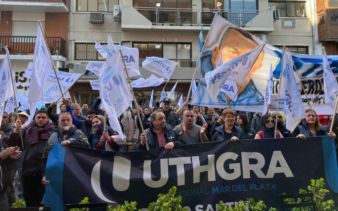 Comenzaron las protestas de la UTHGRA por mejoras salariales en el sector turismo