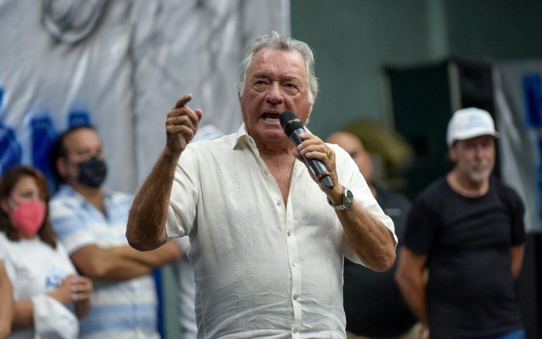 Barrionuevo: «Estamos creando el movimiento nacional sindical peronista”