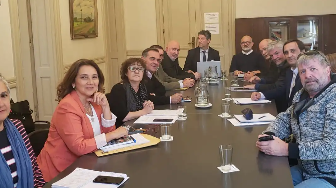 Ya se discute el borrador de un convenio colectivo marco para los docentes