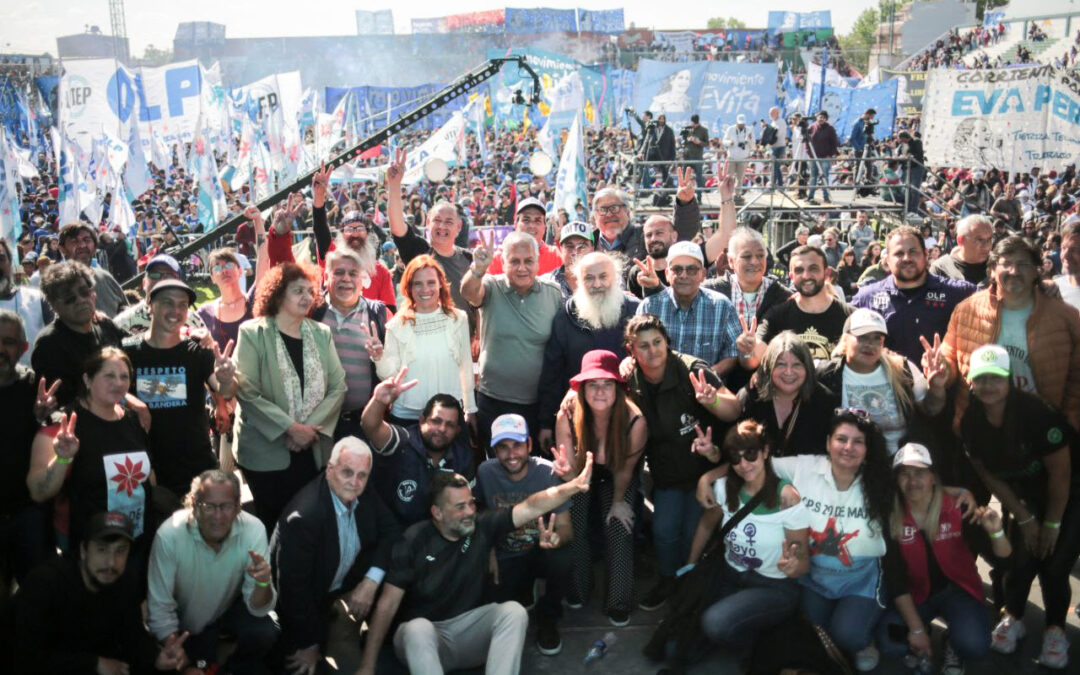 En su «Cabildo Abierto» de La Matanza, los movimientos sociales pidieron «formalizar la economía popular»