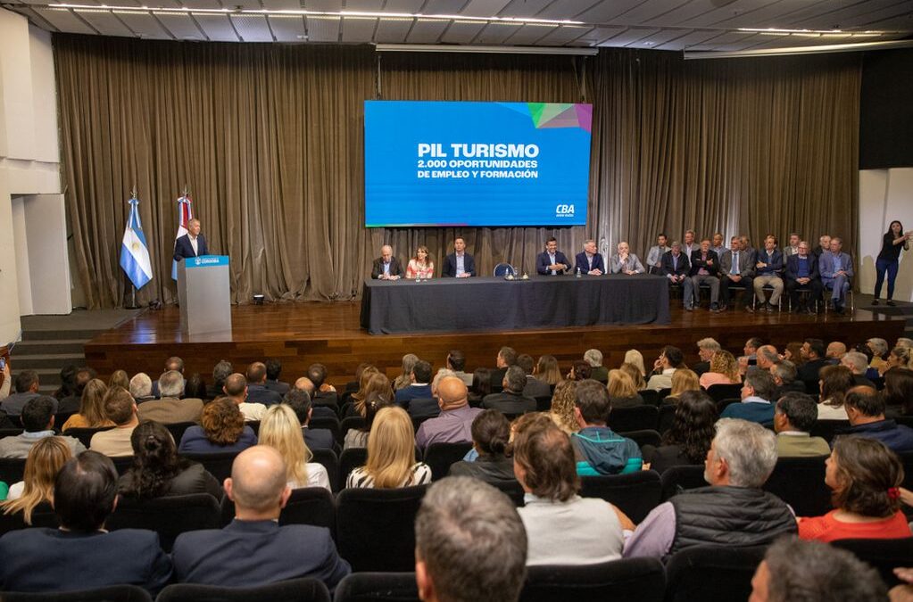 Córdoba presentó un programa para generar empleo y capacitaciones en turismo