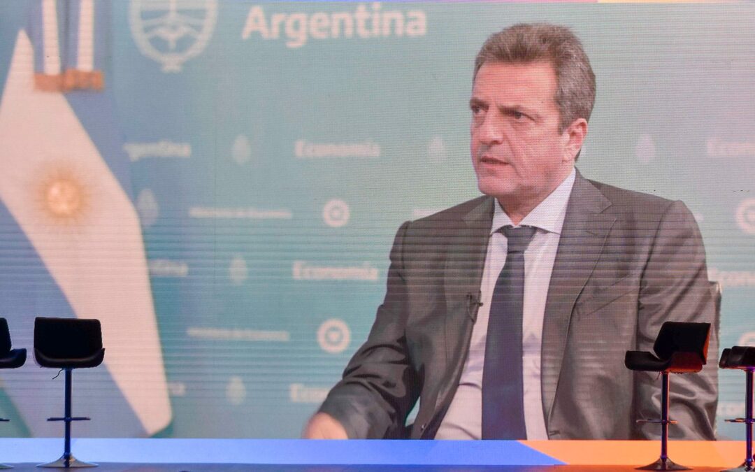 En respuesta a los reclamos gremiales, Massa confirmó que el mínimo no imponible de Ganancias subirá a 330 mil pesos desde noviembre y que queda exceptuado el aguinaldo