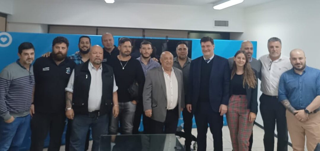 Los trabajadores de remolques cerraron el acuerdo salarial y les devolverán los descuentos por paro