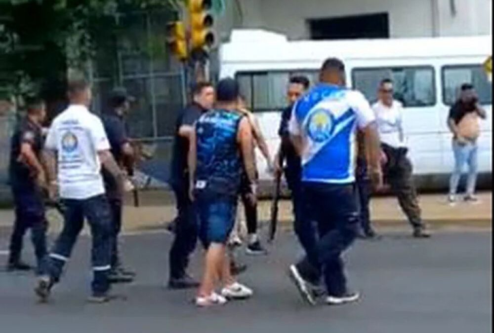 Violenta batalla campal y tiros entre facciones de la UOCRA: están involucrados un hijo y un nieto del “Pata” Medina