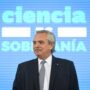 Alberto Fernández aseguró que la medida está en debate pero que «dar un aumento de suma fija es romper la lógica de las paritarias»