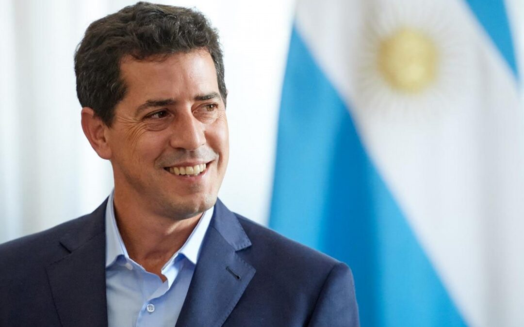 Massa y Cristina evalúan una suma fija para “recuperar el consumo”, según de Pedro