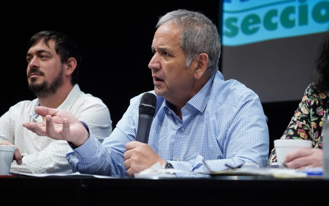 Con la firma de todos los diputados de extracción sindical, Palazzo presentó un Proyecto de ley para duplicar el monto a partir del cual se empieza a pagar Impuesto a las Ganancias