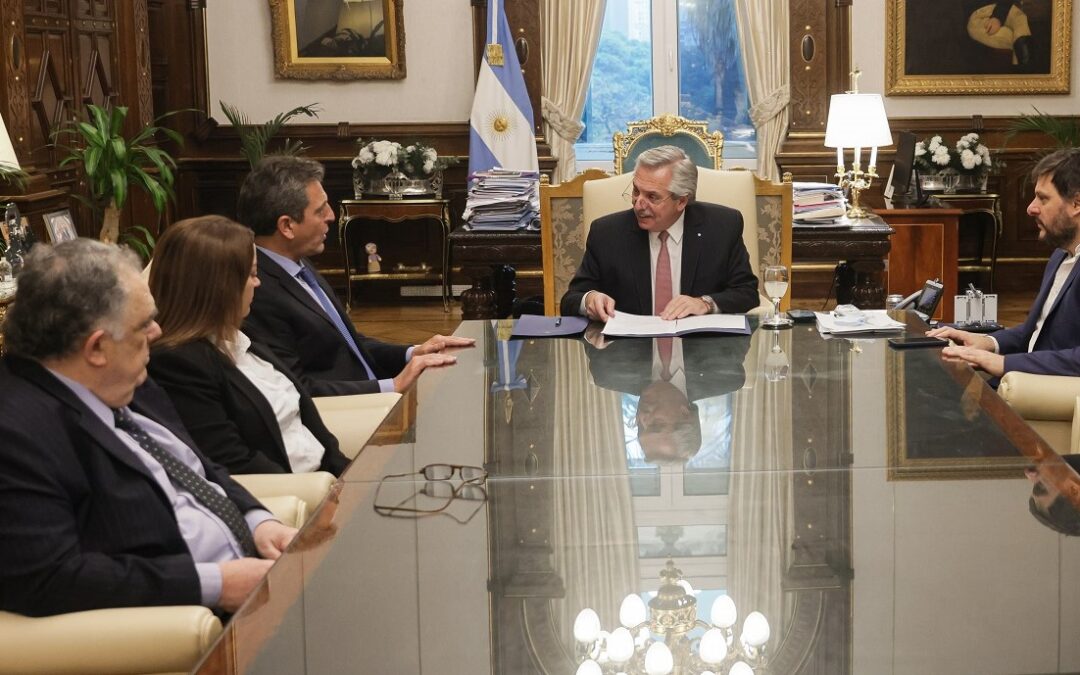Se oficializó el nuevo piso de Ganancias en $330.000: los detalles del decreto