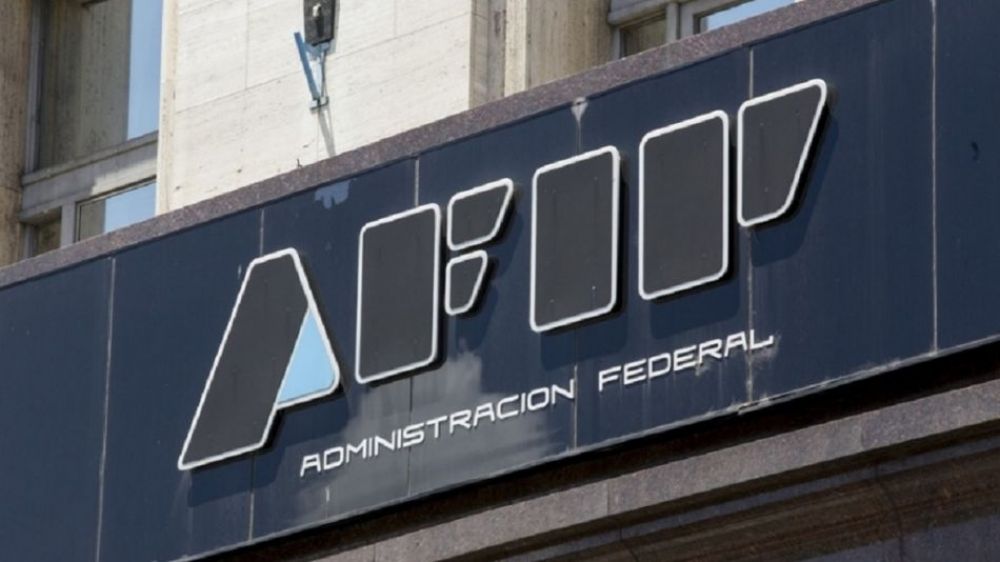 Comienza a regir hoy el nuevo mínimo no imponible de ganancias de 330 mil pesos
