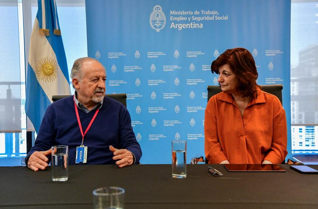 Olmos tuvo su primera reunión con la mesa nacional de la CTA en el ministerio de Trabajo