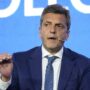 Massa aseguró a los industriales que los dólares son para «producción y trabajo, no para la especulación e importación de bienes terminados»