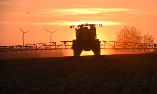 FRANCE-EU-AGRICULTURE–GLYPHOSATE-WIN FARM