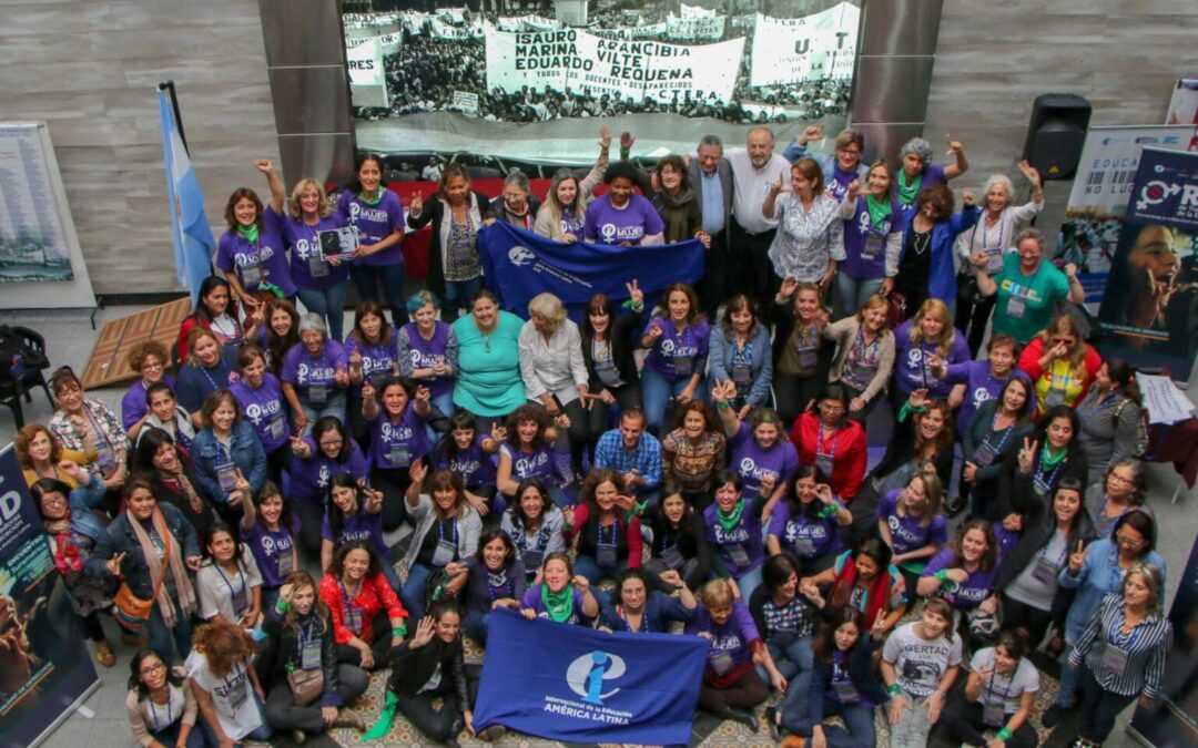 La Red de Trabajadoras de la IEAL presentó su revista N°8: “Trabajar sin violencia ni acoso”