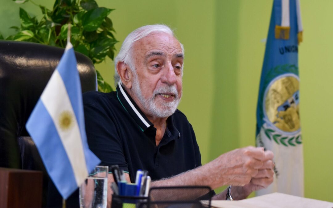 Roberto Fernández fue reelecto en la UTA con el 70% de los votos