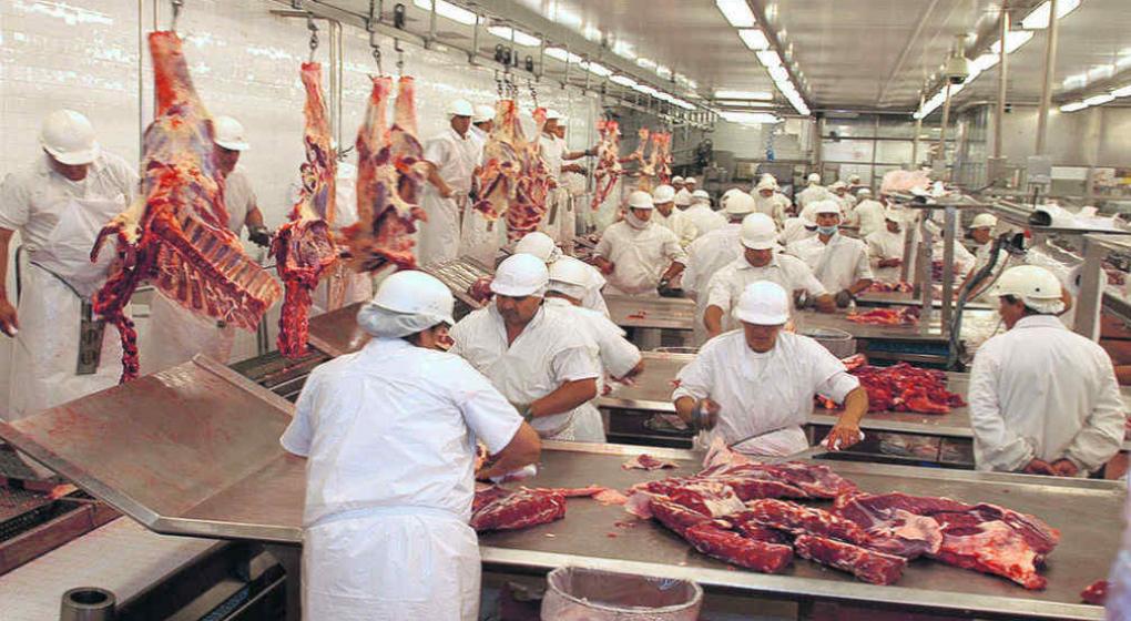 La rama de carne roja logró una recomposición salarial del 107% interanual más un bono de 50 mil pesos