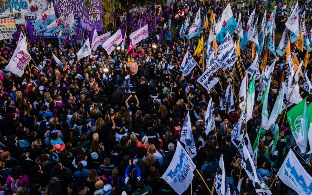 En virtual estado de alerta y movilización, los sectores sindicales más cercanos al kirchnerismo esperan un señal de CFK para movilizar