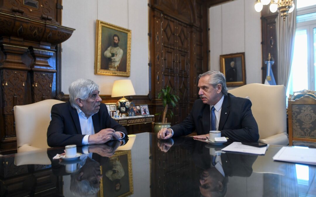 Hugo Moyano con Alberto Fernández; un diálogo que crece y baja tensiones