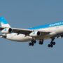 El gremio de pilotos advierte sobre los intereses que hay detrás de quienes buscan vender AA: «Aerolíneas genera entre 4 y 6 USD por cada dólar que el Estado invierte en su operación»