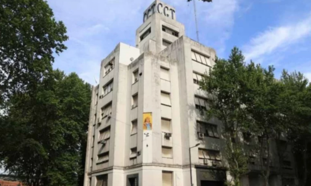 Cautela en los gremios con la avanzada oficial que promueve una pauta salarial