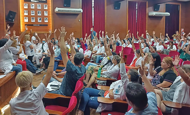 Trabajadores del Hospital Posadas convocaron a un nuevo paro general de 72 horas