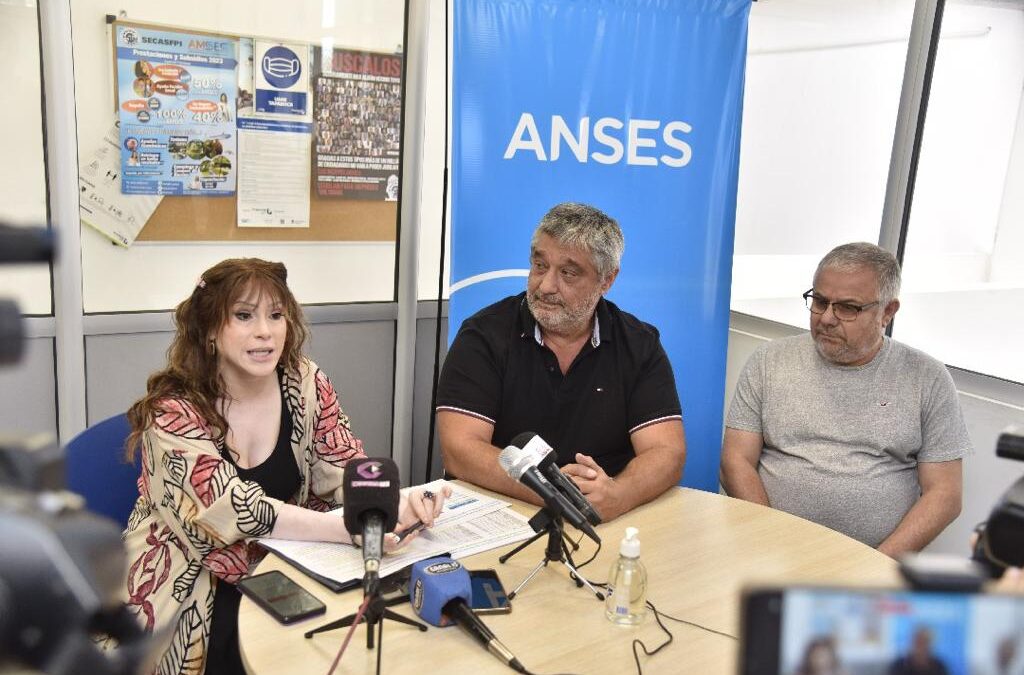 Ortega, titular del gremio de la Anses, pidió que la oposición acompañe la ley para que se jubilen 800 mil trabajadores: «Nos parece una vergüenza que no se presenten a votar»
