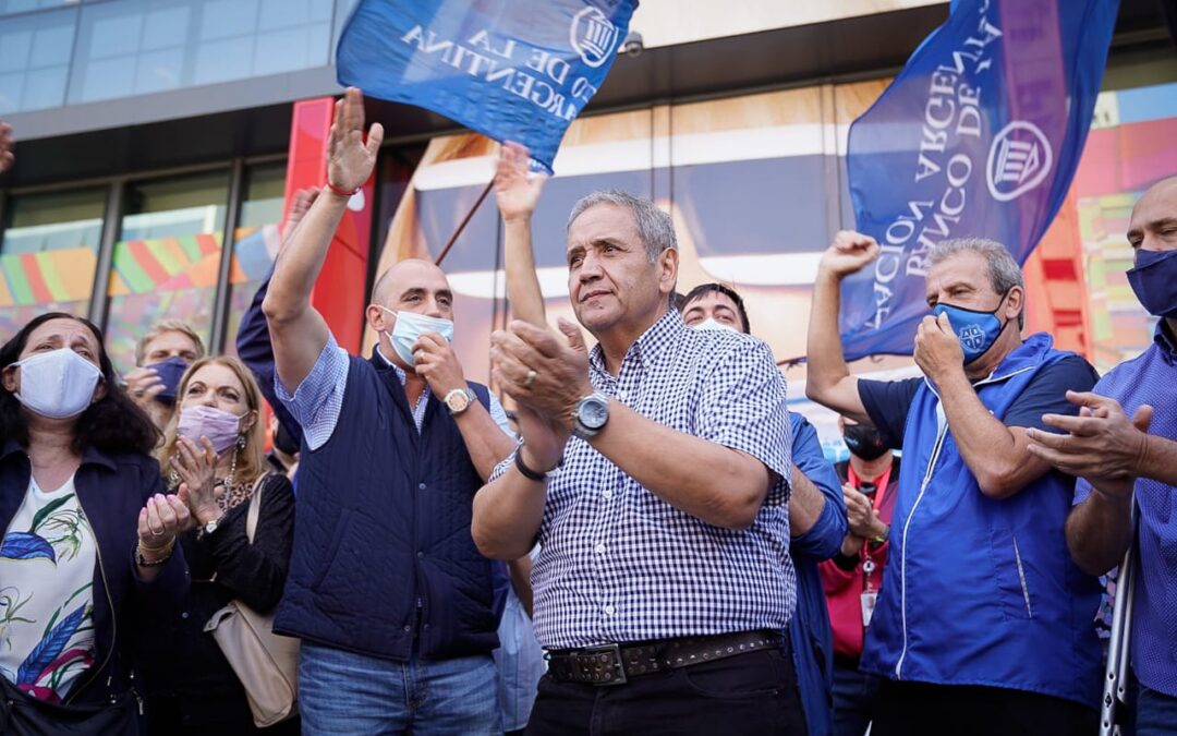 SuperJueves Bancarios, docentes y trabajadores de televisión buscarán cerrar sus paritarias y definir el primer patrón salarial del año