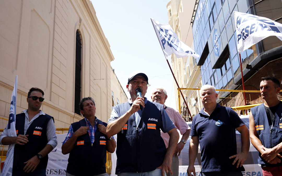 Los empleados de despachantes de aduana ponen en pausa las protestas tras lograr reabrir diálogo en Trabajo