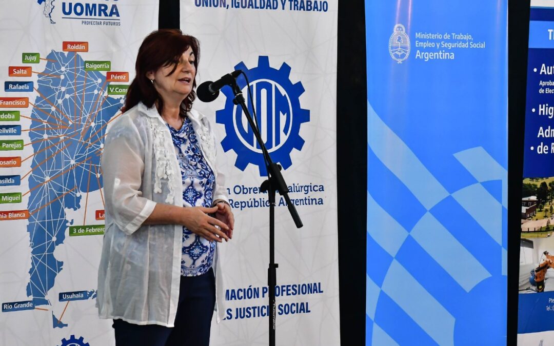 Olmos descartó la chance de aplicar una suma fija para reforzar las paritarias: «La negociación es muy vigorosa y no requiere de intervenciones adicionales o externas»