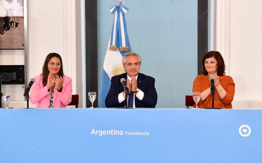 El Gobierno relanzó el programa «Registradas» para el personal de casas particulares y anunció importantes beneficios para el sector