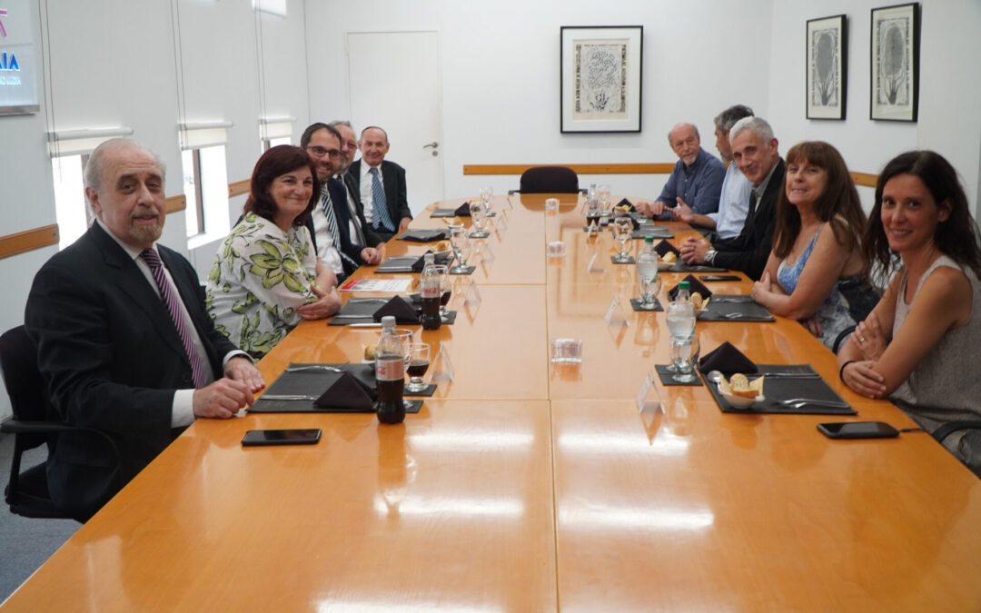 El gobierno profundiza lazos con la AMIA por proyectos de inclusión y capacitación laboral