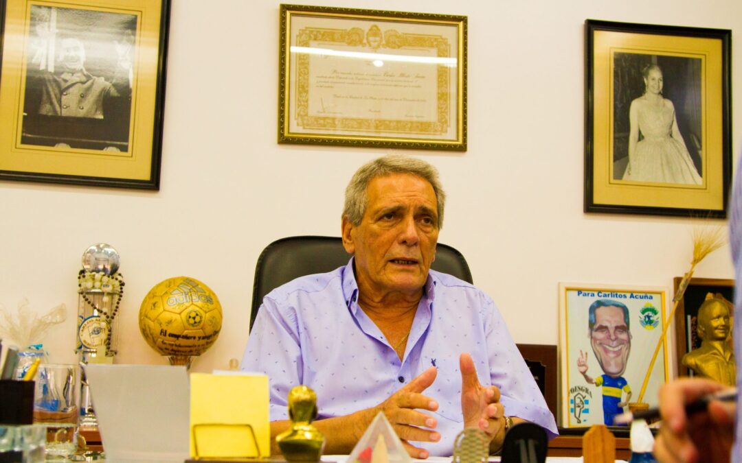 Carlos Acuña: «Cuando hay un gobierno peronista que atiende las necesidades del pueblo, con los bombardeos que realizan los sectores más concentrados es imposible que nos pueda ir bien»