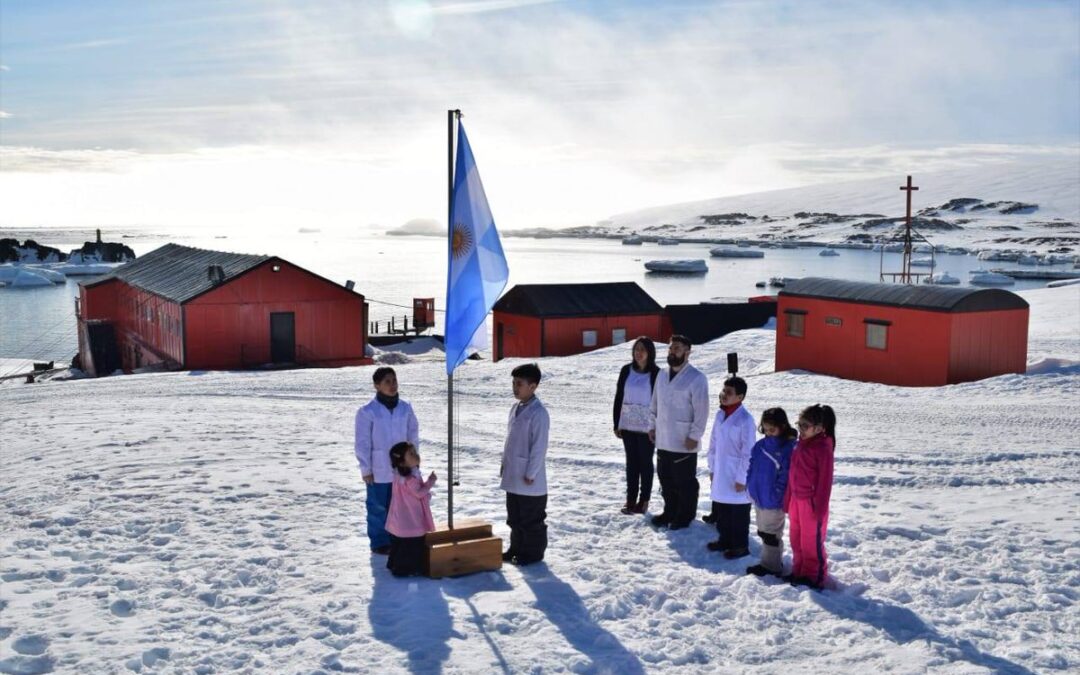Tierra del Fuego acordó un aumento salarial del 41% para docentes con vigencia hasta abril