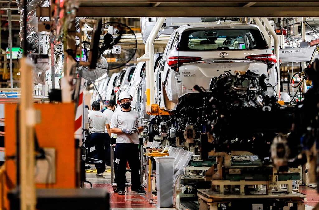 Massa le habilita al SMATA un salvoconducto para que las horas extra de fines de semana y feriados no paguen Ganancias y evita un nuevo parate de Toyota