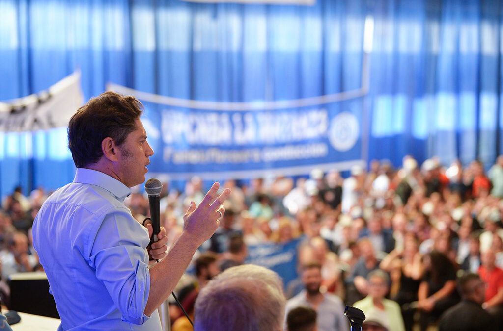 Kicillof se llevó el respaldo del congreso de delegados de UPCN: «Contamos con los trabajadores para seguir impulsando la recuperación del salario»