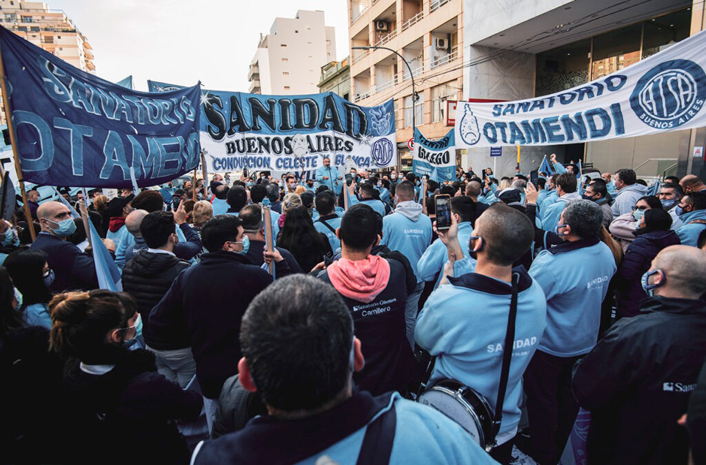 Sanidad: Empresarios deben parte de los sueldos y podría haber paros en sanatorios y clínicas privadas