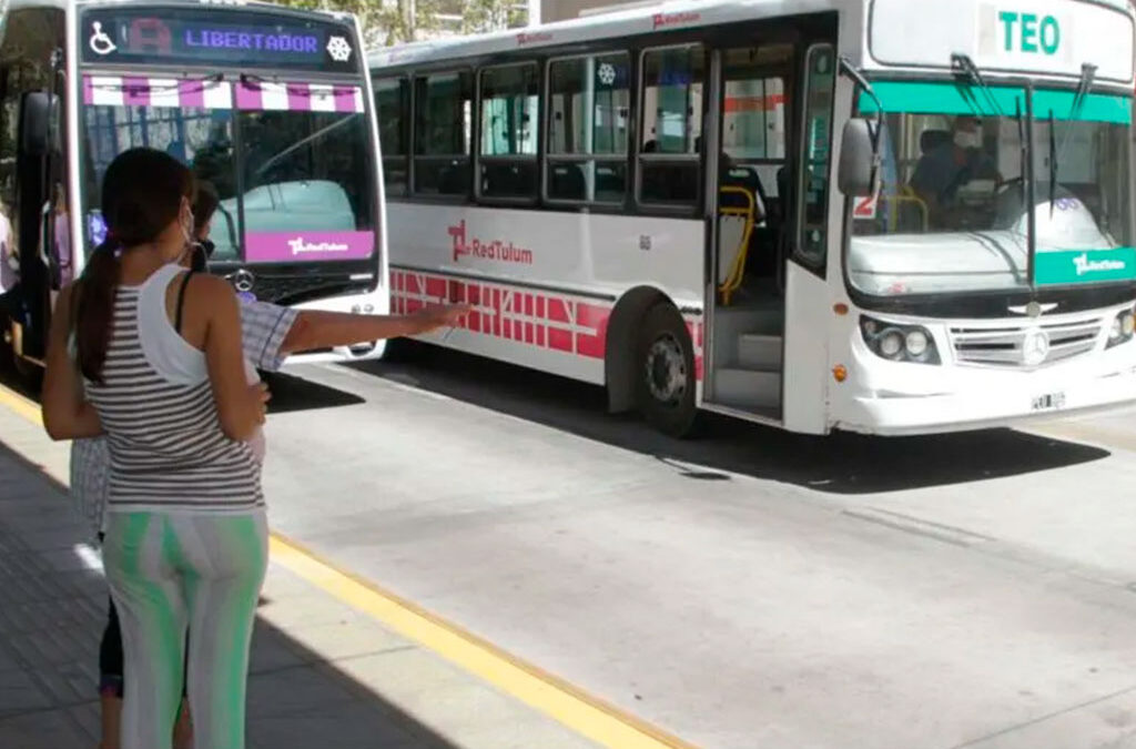 Empresarios del transporte dicen que Nación no giró fondos y la UTA ya habla de hacer paro