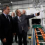Estrenaron una nueva fábrica de computadoras y los gremios destacan el paso hacia la “soberanía tecnológica”