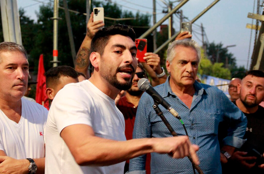 Las 62 Organizaciones salieron a bancar a Facundo Moyano y condenaron la «precarización laboral, el apriete judicial y las pésimas condiciones laborales» en AUBASA