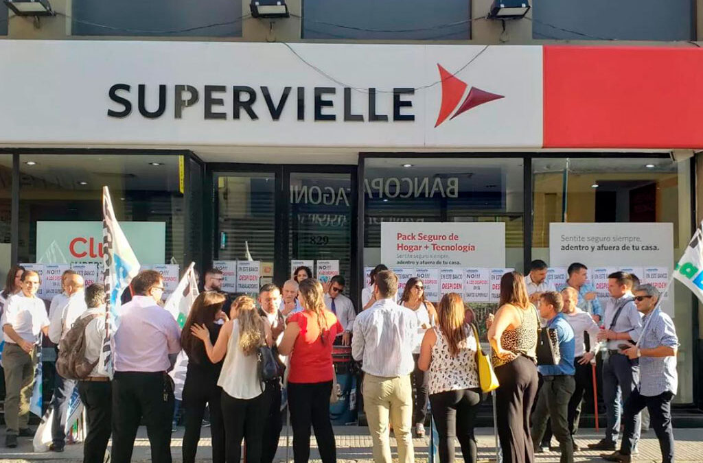 Trabajadores en huelga: Sin actividad en todas sucursales del Banco Supervielle