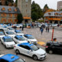 Taxistas de Bariloche invadieron el Centro Cívico en rechazo a Uber