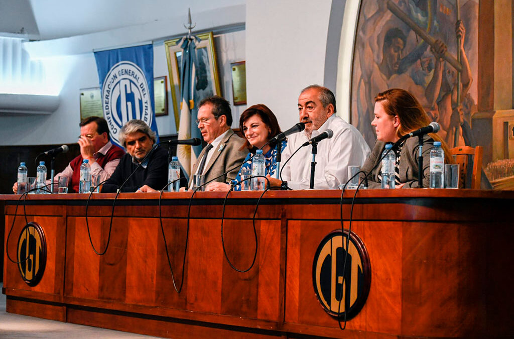 Daer bancó al gobierno, habló de «operaciones» y aseguró que «la CGT va a estar donde tiene que estar»