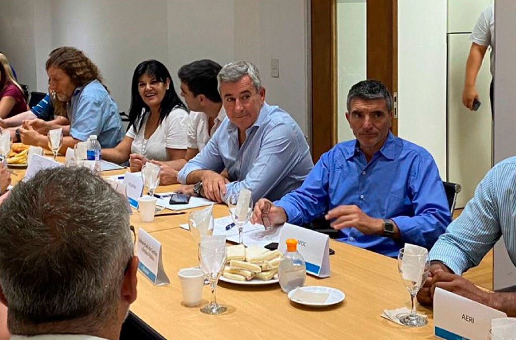 En la previa a la reapertura paritaria, los estatales bonaerenses acordaron incrementar los grados