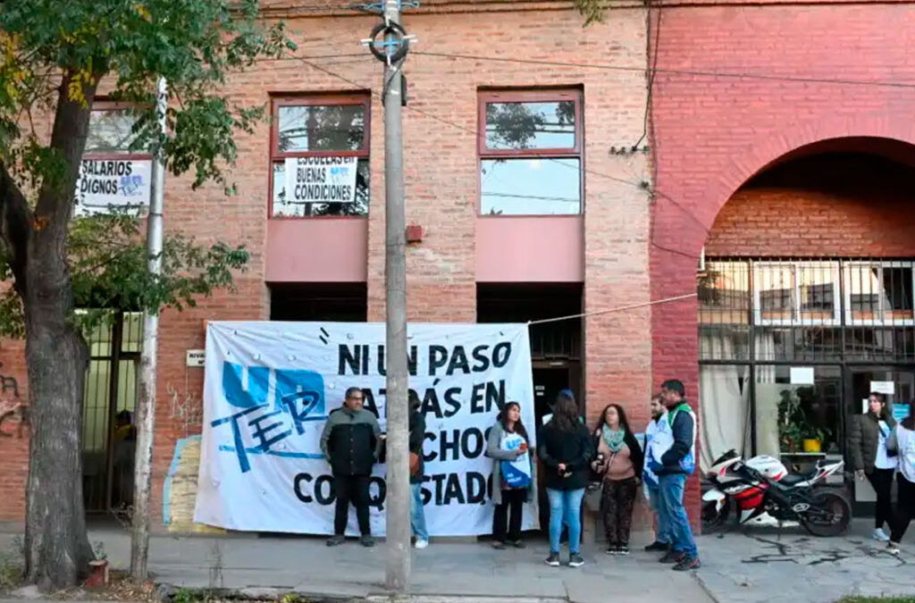 Conflicto docente en Río Negro: Unter levanta la ocupación en el Consejo de Educación