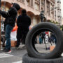 Neumáticos: por nuevos paros por despidos, Bridgestone advierte que el bono está en riesgo